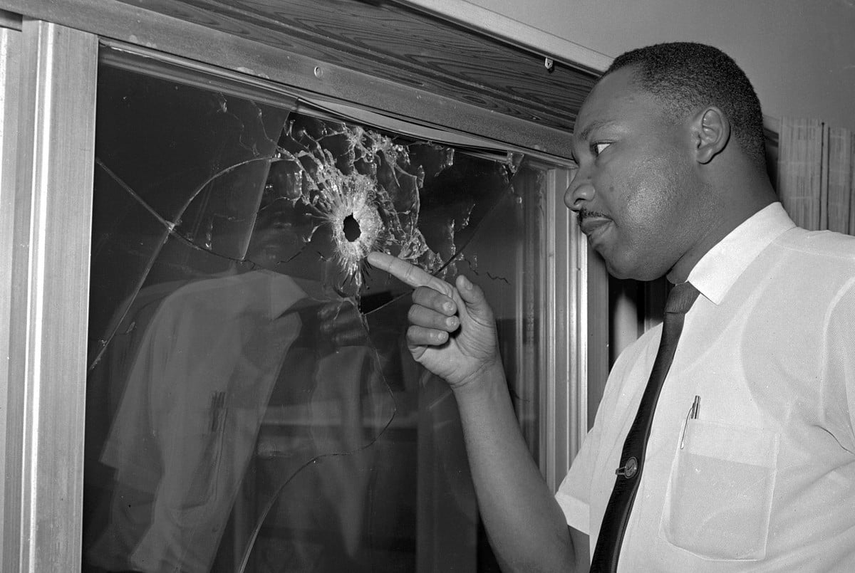 πυροβολισμός στο σπίτι διαμονής του MLK στον Άγιο Αυγουστίνο, Florida όταν κανείς δεν ήταν μέσα, 5 Ιουνίου 1964, AP