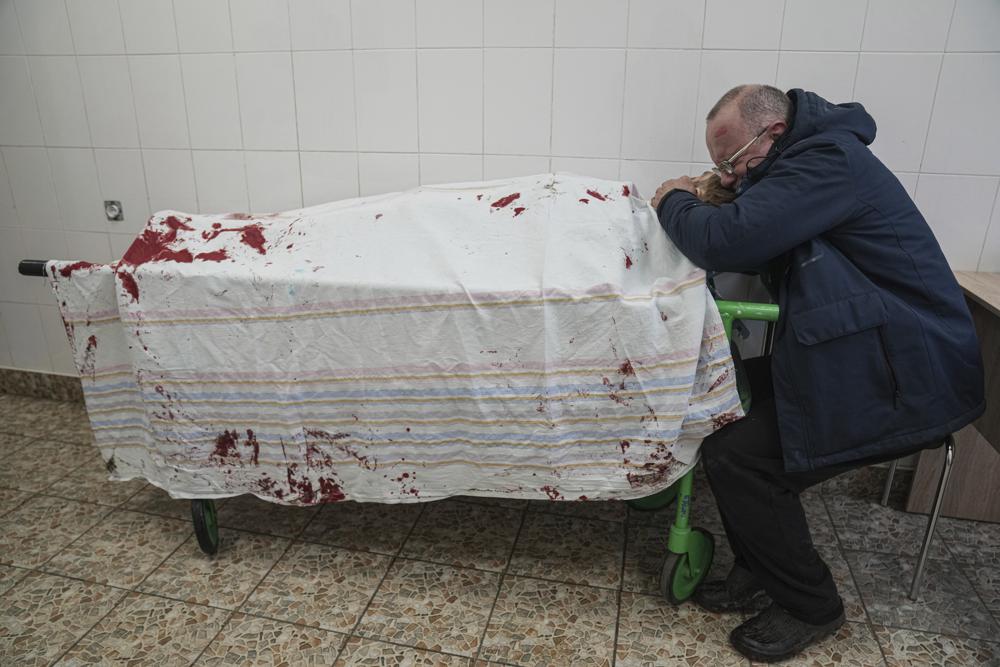 AP, Evgeniy Maloletka