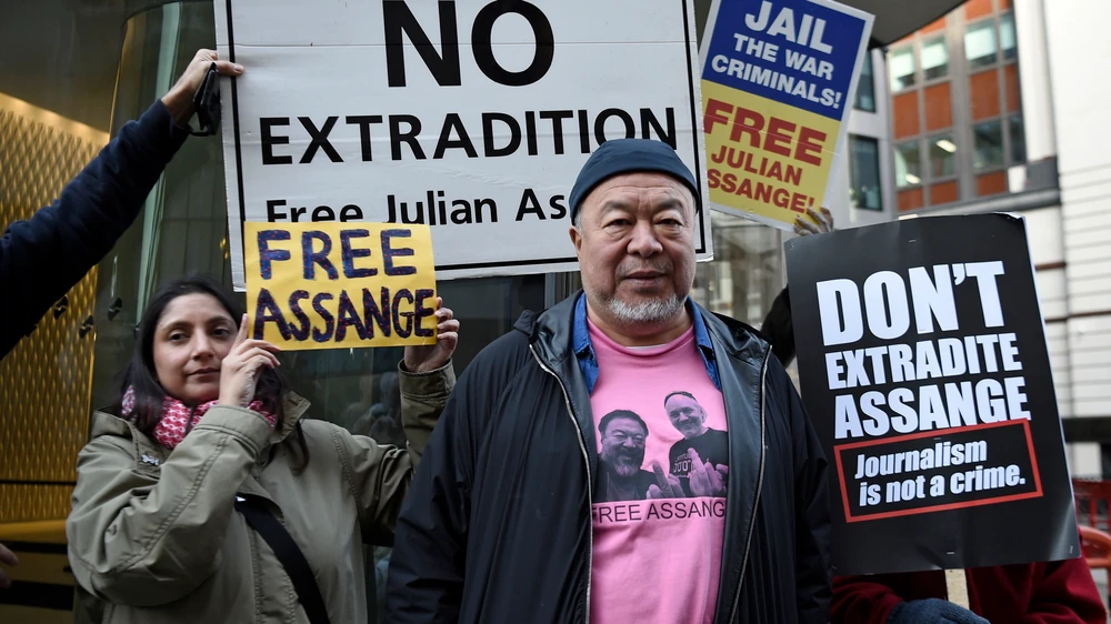Ai Weiwei / Matt Dunham, AP, vice.com 