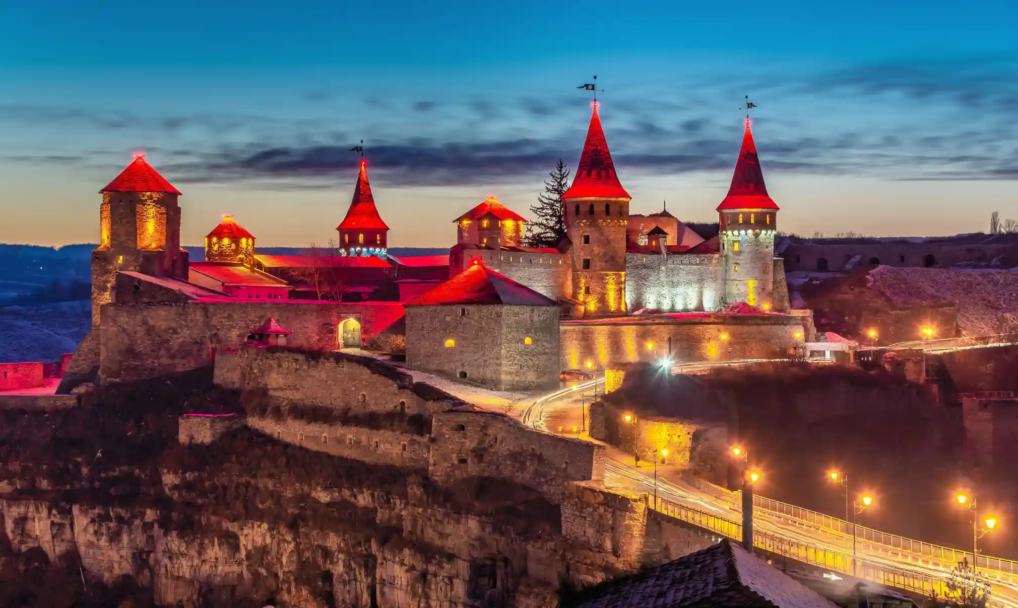 το κάστρο Kamianets-Podilskyi στην περιοχή Podolia στα δυτικά της Ουκρανίας / theguardian.com 