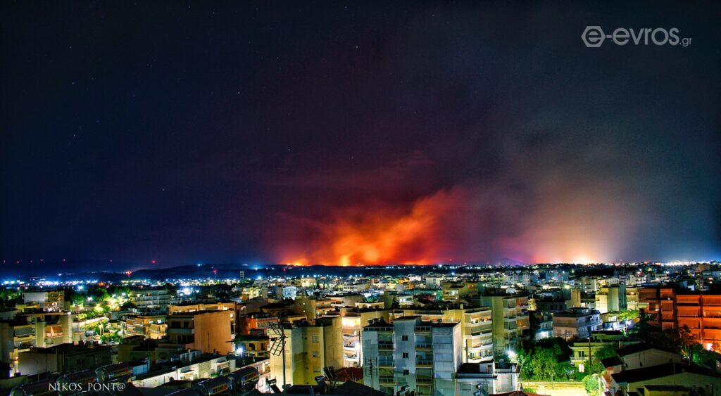 Νίκος Ποντίκης