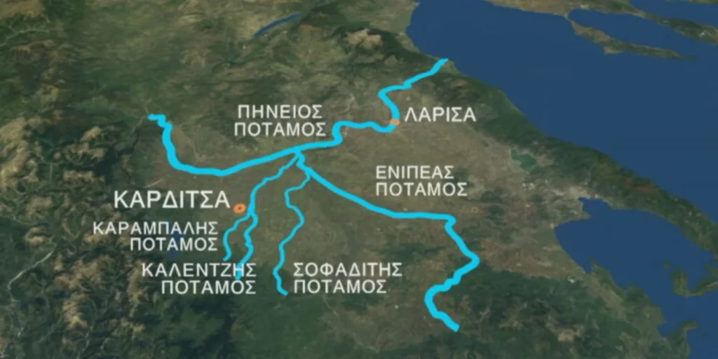 Όπως εξηγεί το κέντρο Beyond Εθνικό Αστεροσκοπείο Αθηνών, το ιδιαίτερο γνώρισμα της Θεσσαλίας είναι ότι εκεί συναντιούνται πέντε ποτάμια. Ο Ενιπέας (10ος μεγαλύτερος σε μέγεθος στη χώρα) έρχεται από τα ανατολικά του Παλαμά, μαζεύει νερά από το όρος Όρθρυς στη Φθιώτιδα, βγαίνει στον θεσσαλικό κάμπο και εκεί συναντά τον ποταμό Σοφαδίτη, που έρχεται από Σοφάδες. Και οι δύο διέρχονται ανατολικά του Παλαμά και κατευθύνονται προς Πηνειό. Δυτικά του χωριού Παλαμάς είναι οι Καλέντζης και Καράμπαλης ποταμοί που, επίσης, κατευθύνονται στον Πηνειό. Οι τέσσερίς τους συναντιούνται και πριν τη Μεταμόρφωση μπαίνουν στον Πηνειό, μαζί με τα νερά των χειμάρρων πάνω από τα Φάρσαλα. Όλοι φούσκωσαν από το μεγάλο ύψος βροχής.