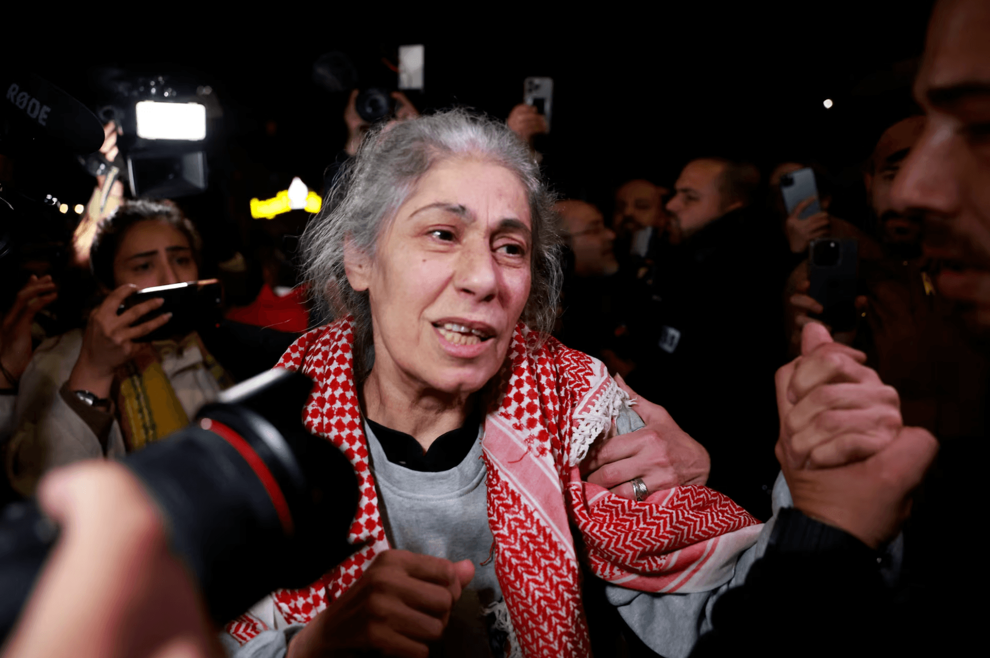 απελευθέρωση της Παλαιστίνιας κρατούμενης Khaleda Jarar > Ραμάλα, κατεχόμενη Δυτική Όχθη / Ammar Awad, Reuters